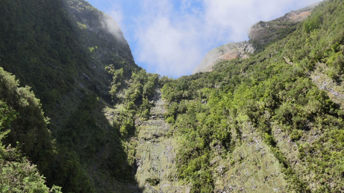  Caldeirão do Inferno, hoch aber nicht so spektakulär