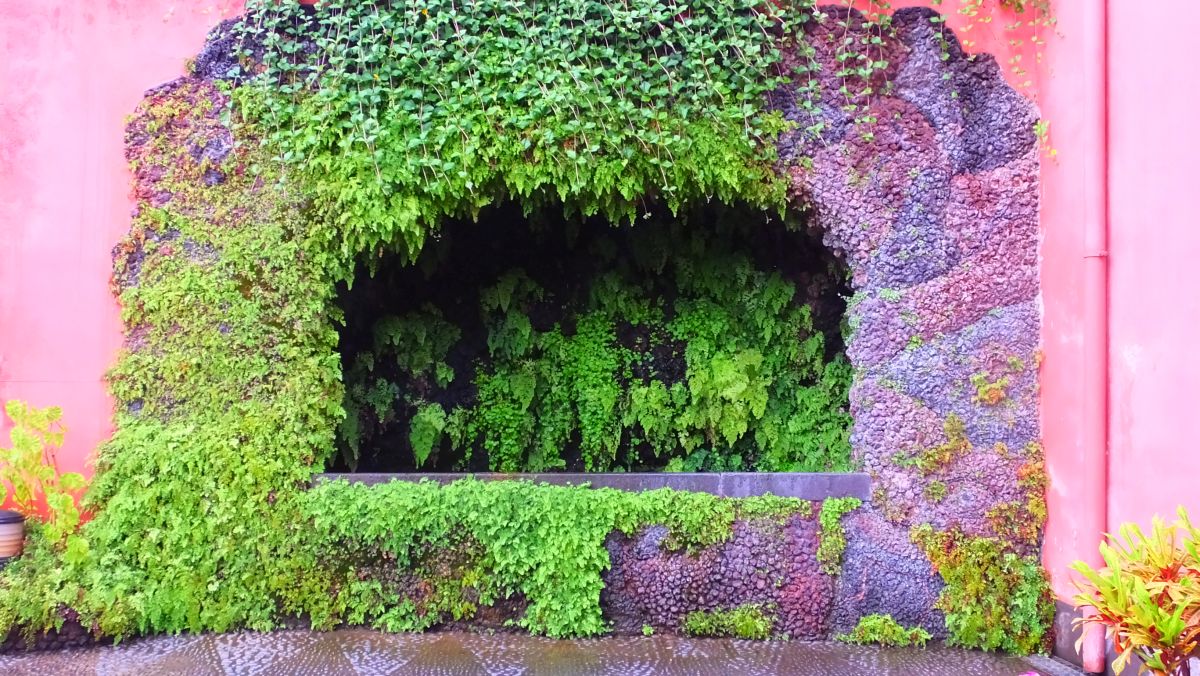 grüner Brunnen