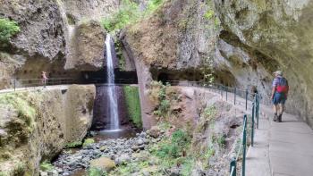 Wasserfall an der Levada Nova