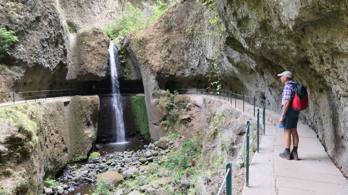 Wasserfall an der Levada Nova