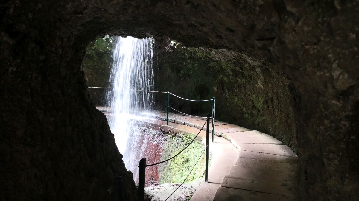 Levada Nova, interessante Tunnelbauwerke