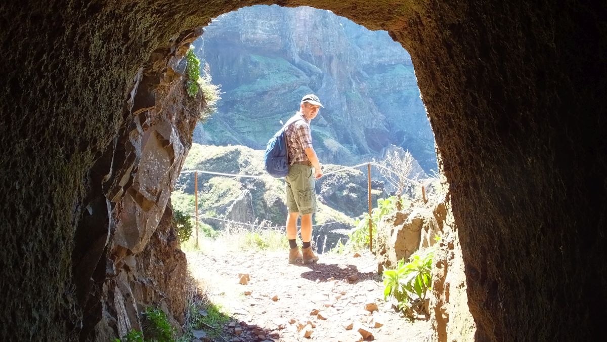 Pico Ruivo - Pico do Arieiro Tunnelausgang