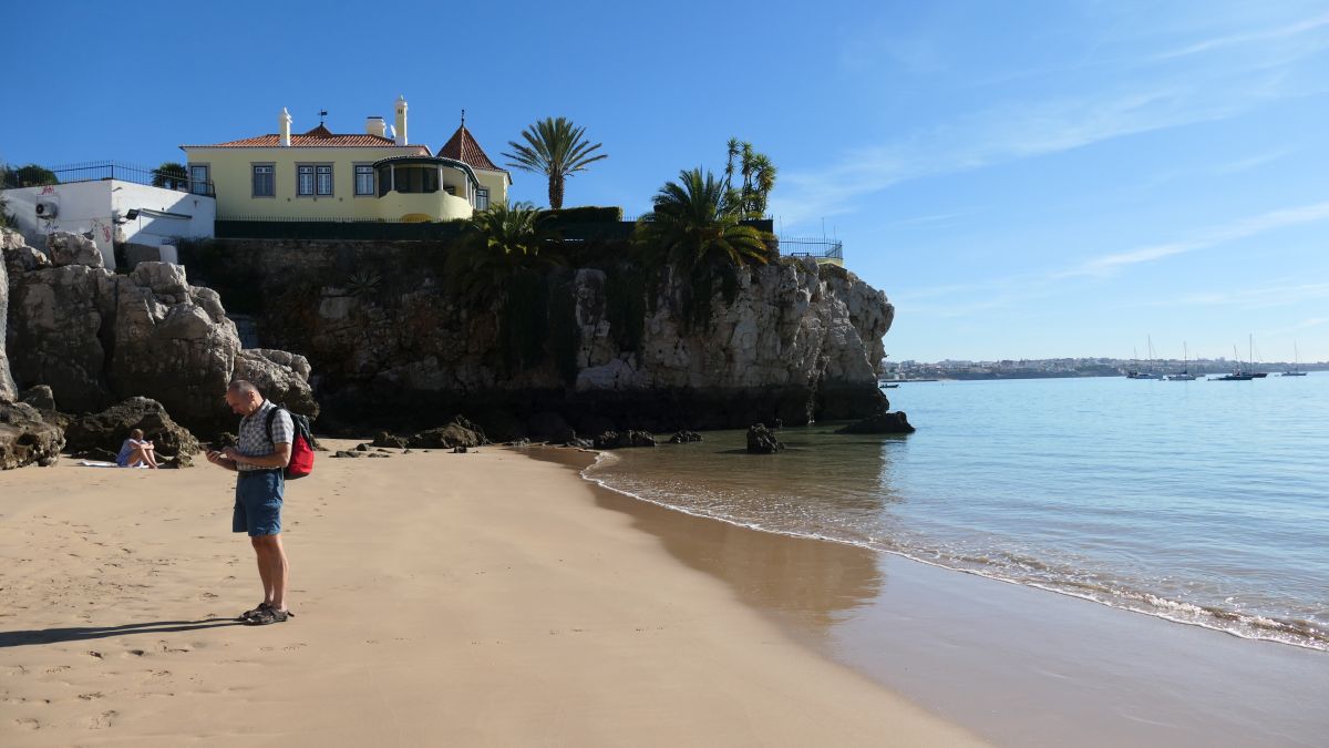 Kleine Bucht in Cascais