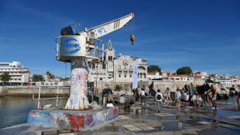 Hafenkran in Cascais