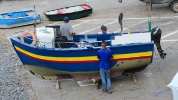 die letzten Fischerboote von Câmara de Lobos