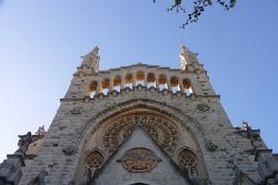 Soller, Kirche an der Plaza