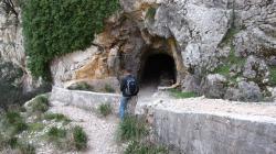 kommt der erste von 5 Tunneln