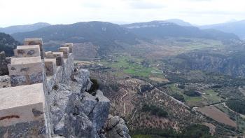 Blick vom Mirador de ses Puntes in die gurgelnde Tiefe