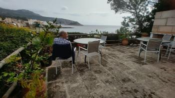 auf der Terrasse des Ferienhauses