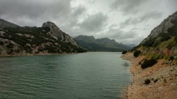 Stausee Gorg Blau