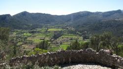 Weg zum Puig Maria