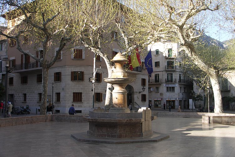 Soller Plaza