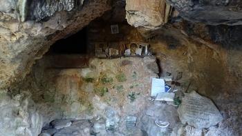 Altar in der Cova de S’ermità Guillem