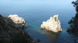 Felsinselchen in der Bucht von Alcudia