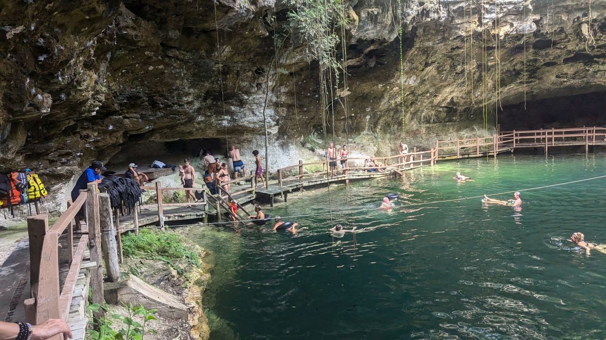 Cenote X-Canché