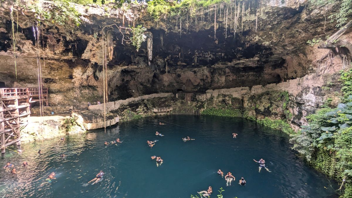 Cenote Zací