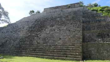 Uxmal, Große Pyramide