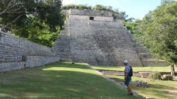Uxmal, Große Pyramide