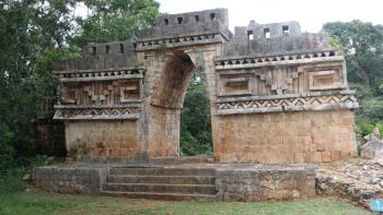 Labná Arco