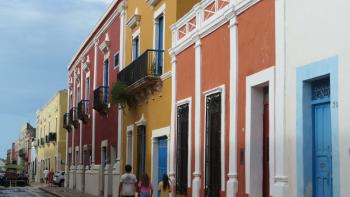 die bunten Häuser von Campeche