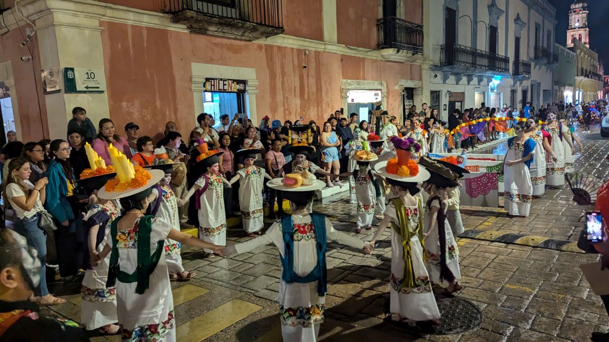Umzug zum Dia de los Muertos