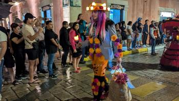 Umzug zum Dia de los Muertos