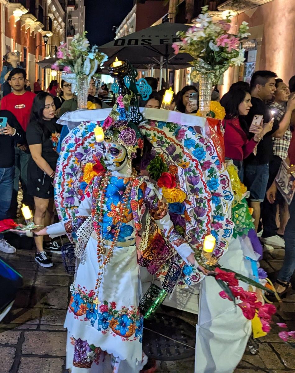 Umzug zum Dia de los Muertos