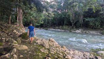 Fluss am Hotel, Rio Chacamax