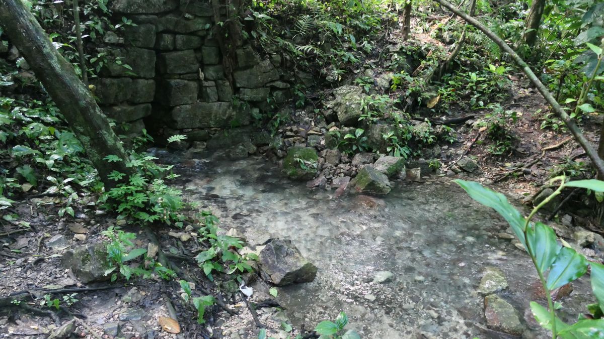 Quellbauwerk der Maya