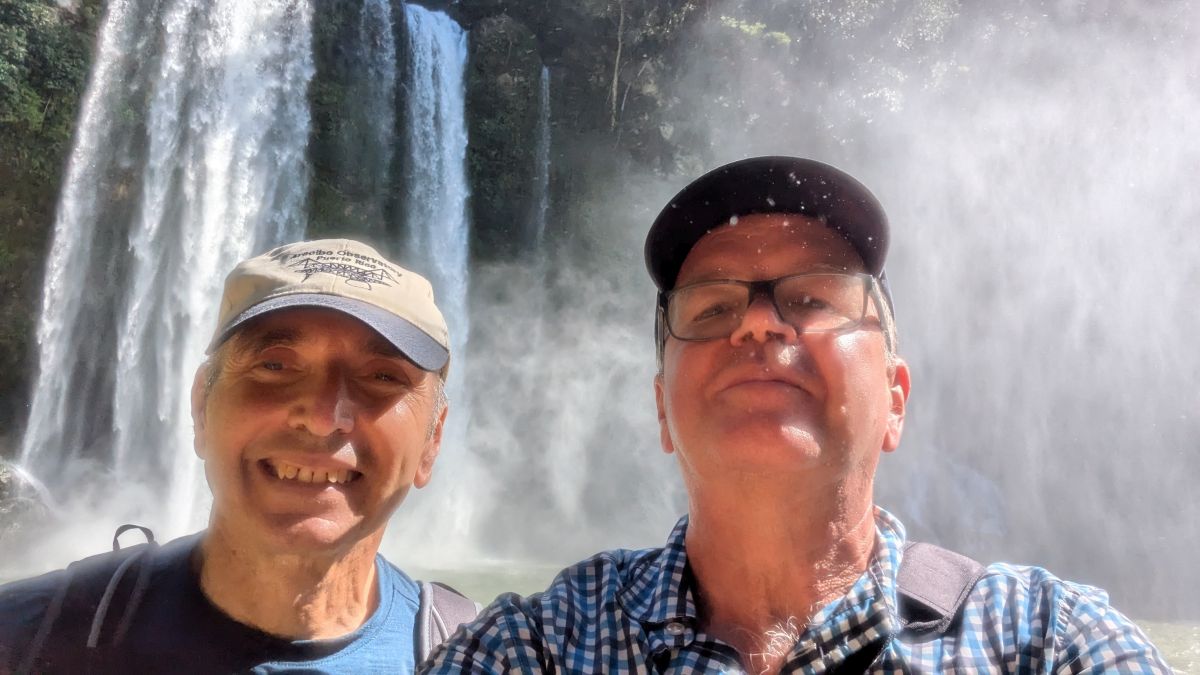 wir am Miso-Ha Wasserfall
