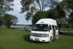 Der Campervan am See