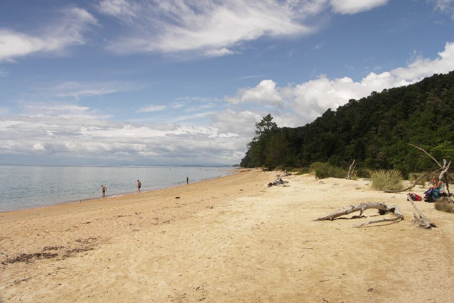 Dafür ist der Abel Tasman Nationalpark bekannt: Schöne Strände