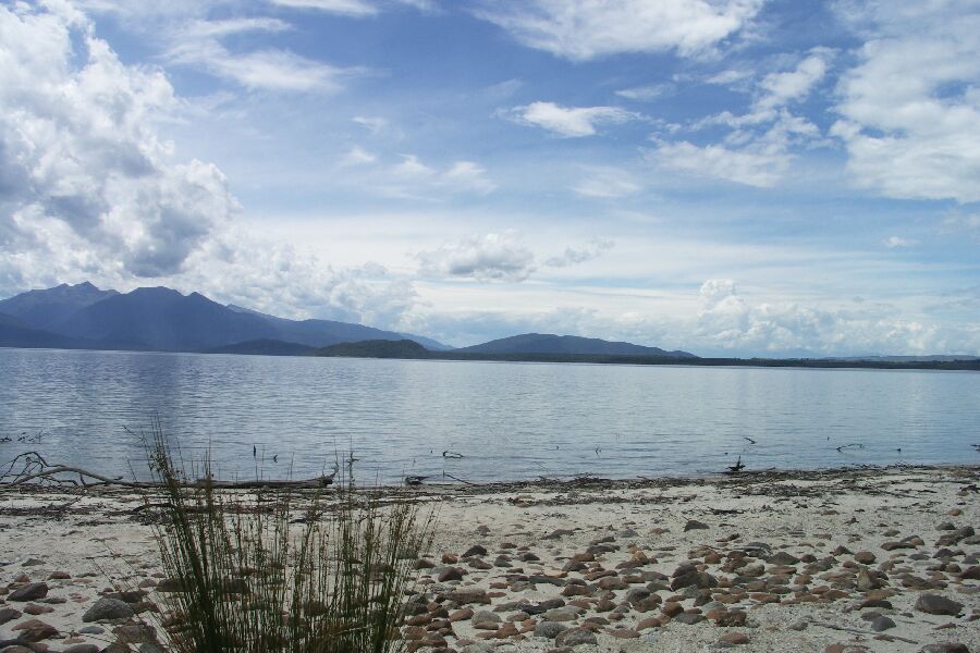Am Lake Manapouri, Quelle eines Großteil der Stromproduktion Neuseelands.