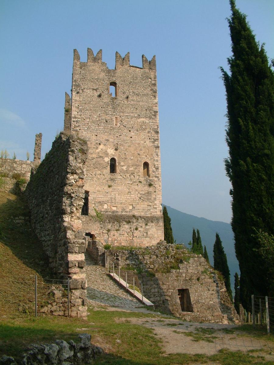 Castello di Arco