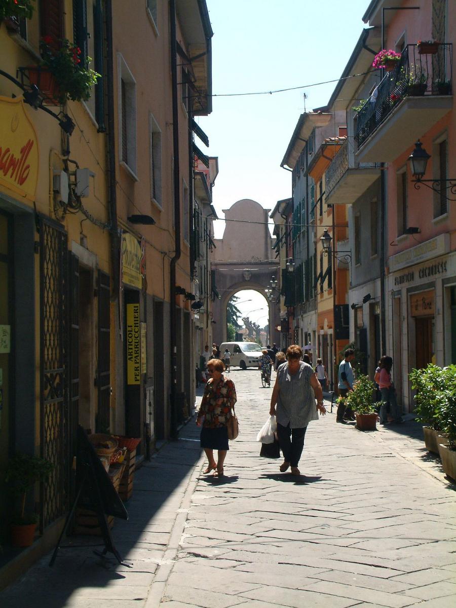 Sarzana