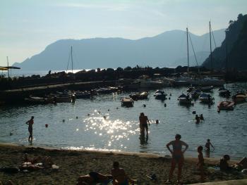 Hafen von Vernazza