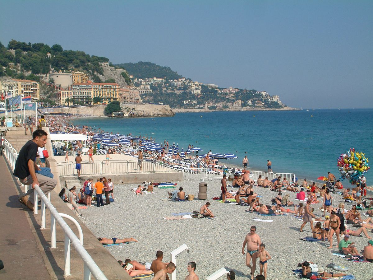 Nizza Strand, wie furchtbar...