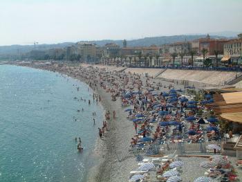 Nizza Strand, wie furchtbar...