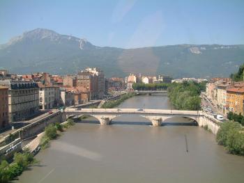 Seilbahnfahrt in Grenoble