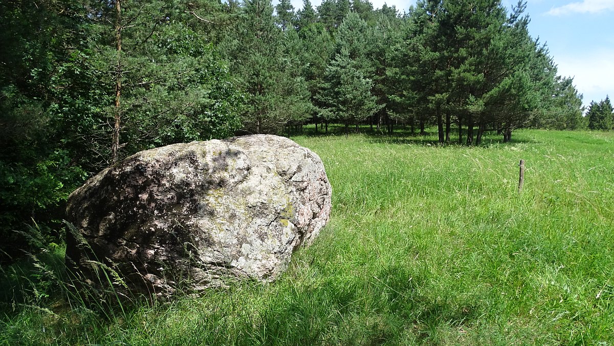 Teufelsstein (Diabelski Kamień) bei Jakunen