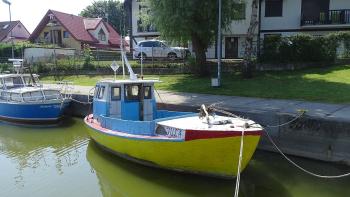altes Fischerboot in Rowe