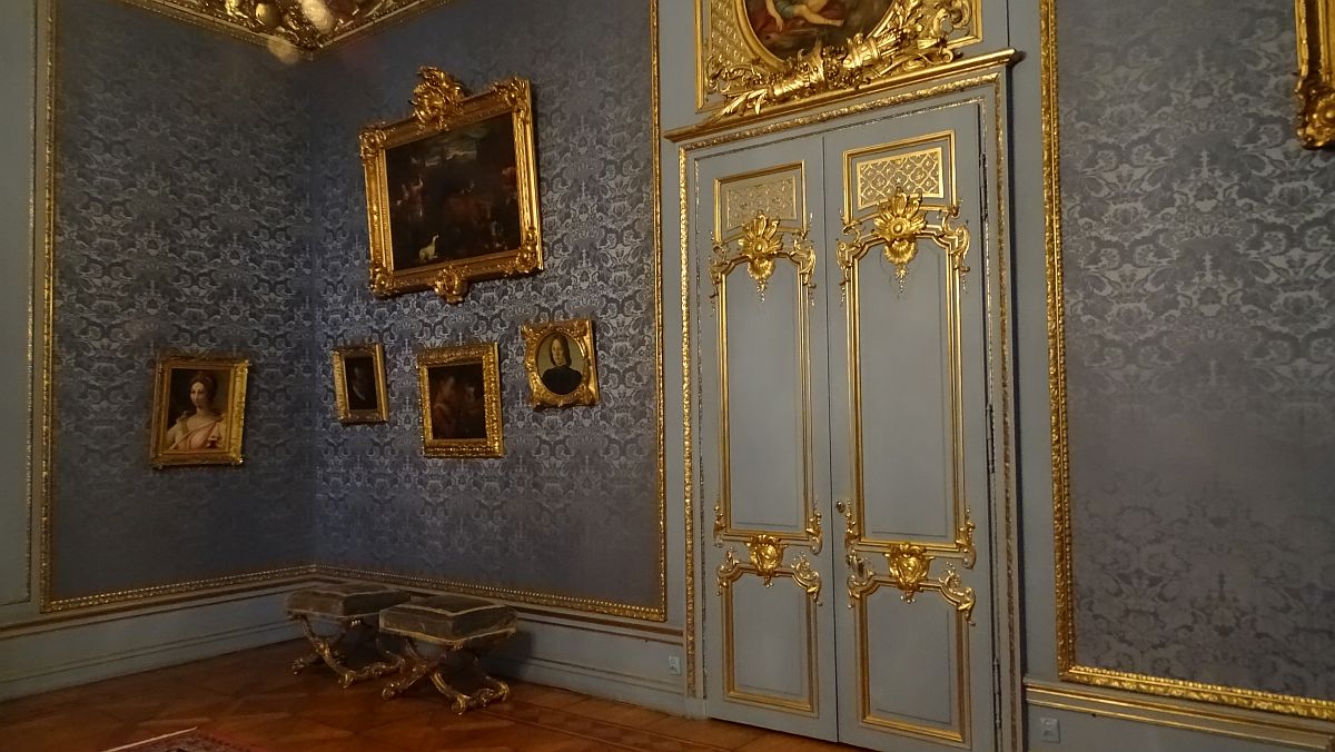 im königlichen Schloss