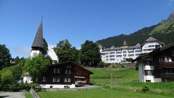 Wengen mit Kirche