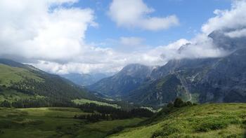 Blick hinüber ins Haslital