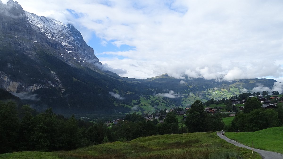 oberhalb von 2.000 Meter gab es Neuschnee