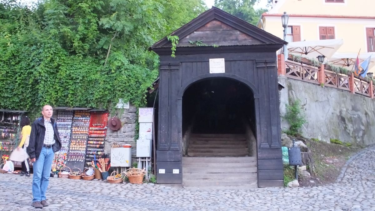 Treppe zur Bergkirche