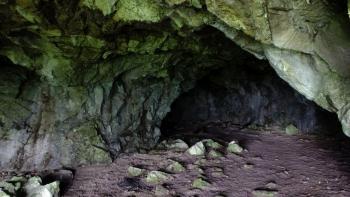 in der Höhle