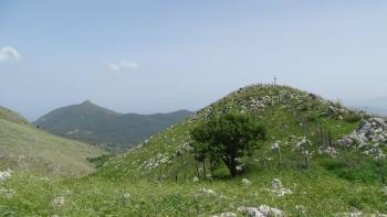 Monte Grotta Grande hinter uns lassend