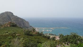 Hafen von Cefalù