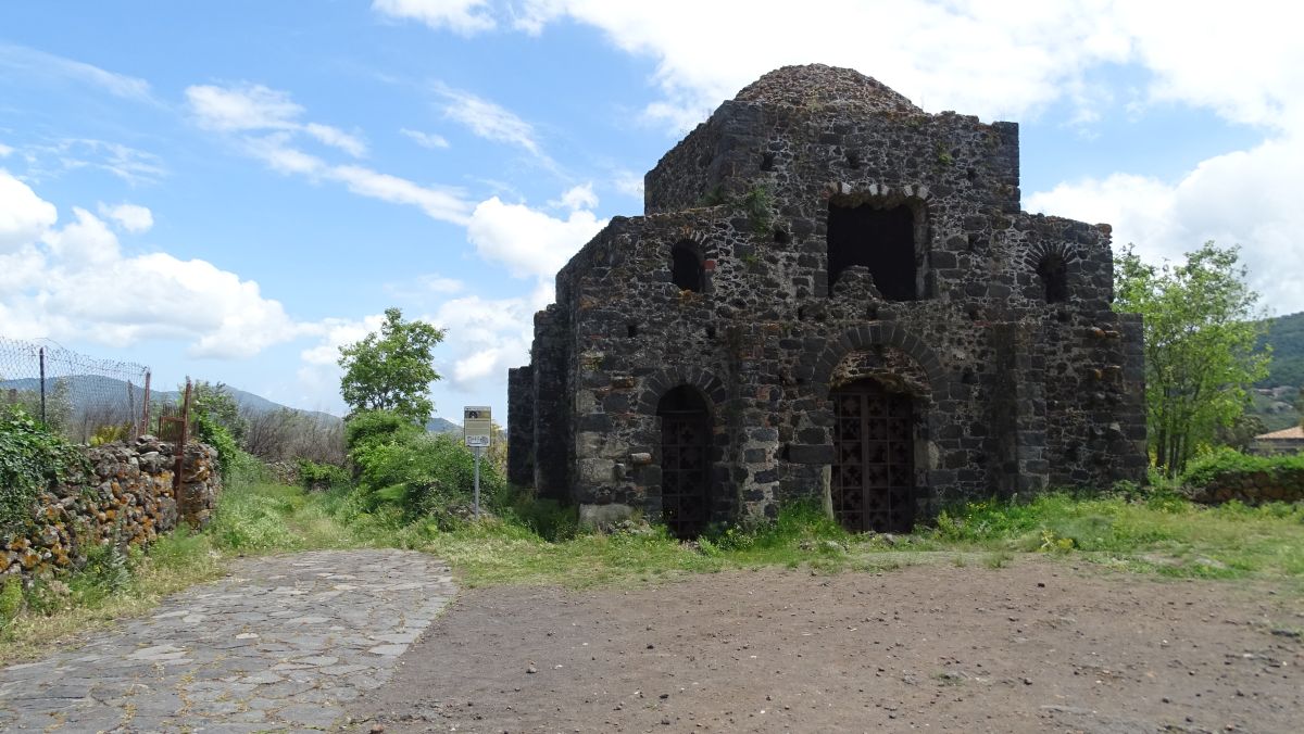 Cuba di Santa Domenica, eine alte byzantinische Kirche